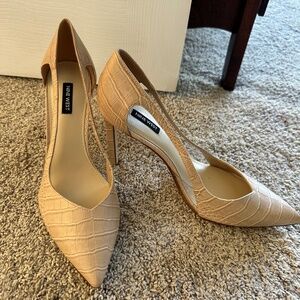 Nine West Point Toe heels